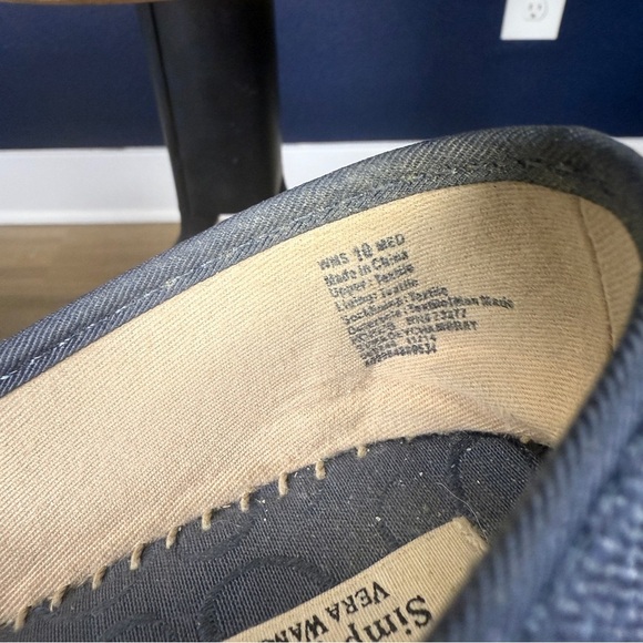 Simply Vera Vera Wang "Madey" Chambray Blue and Cream Espadrilles, Size 10 - Picture 8 of 9